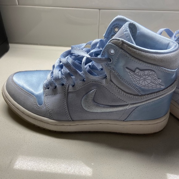 Jordan 1 High: Season of Her Hydrogen Blue (Women’s) - Picture 4 of 7